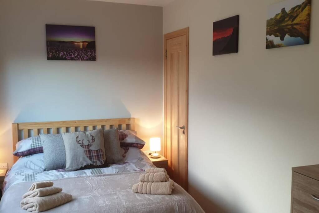 Uig Chalets Idrigill Hill Chalet Екстериор снимка