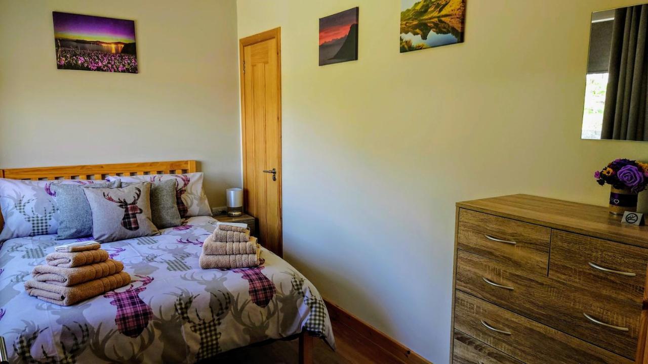Uig Chalets Idrigill Hill Chalet Екстериор снимка