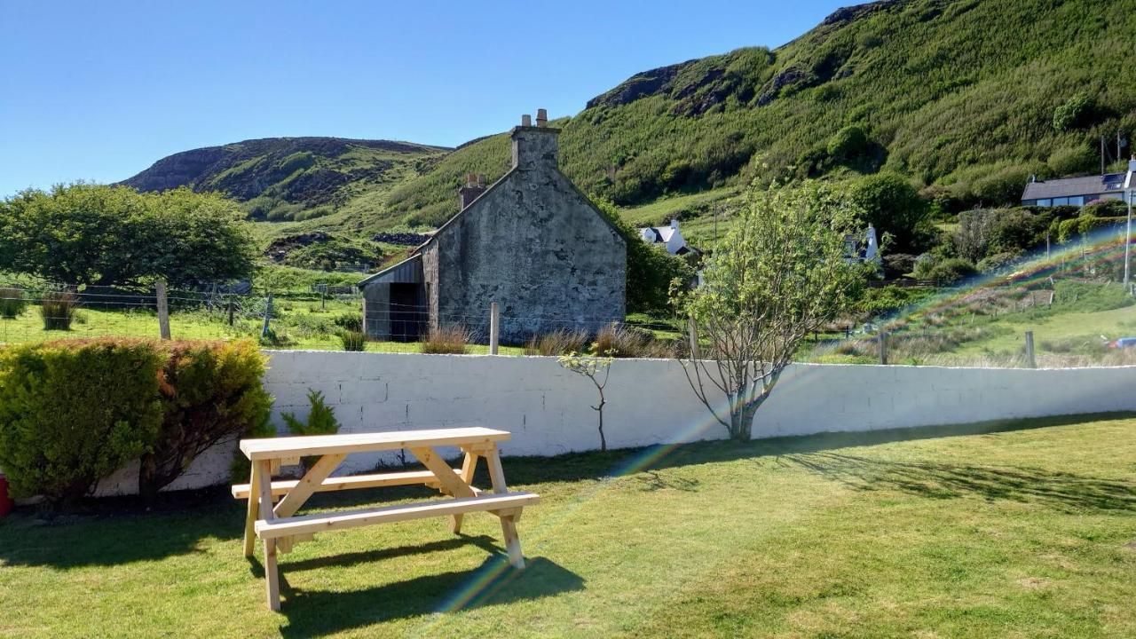 Uig Chalets Idrigill Hill Chalet Екстериор снимка